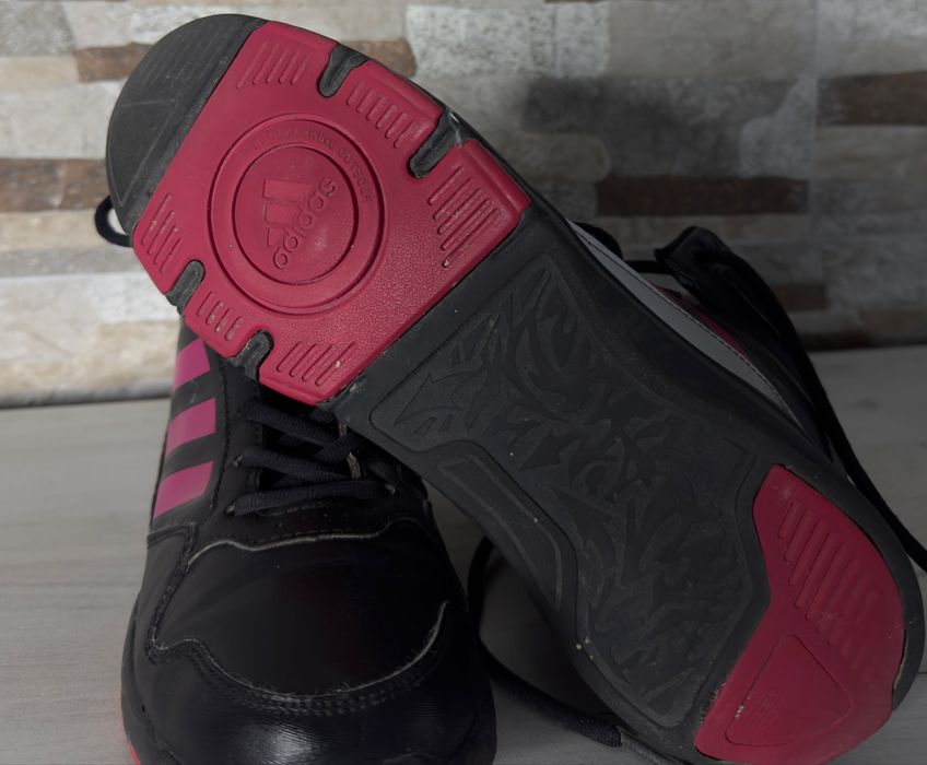 Маратонки adidas