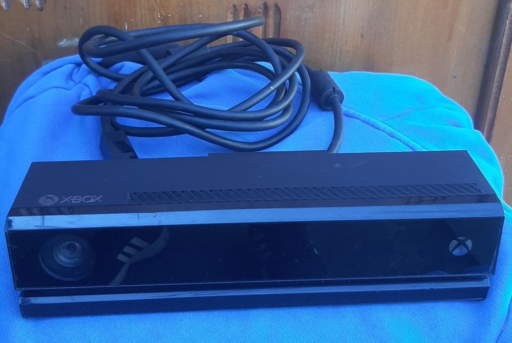Vand Senzor Kinect mcrosoft Xbox One – stare perfectă