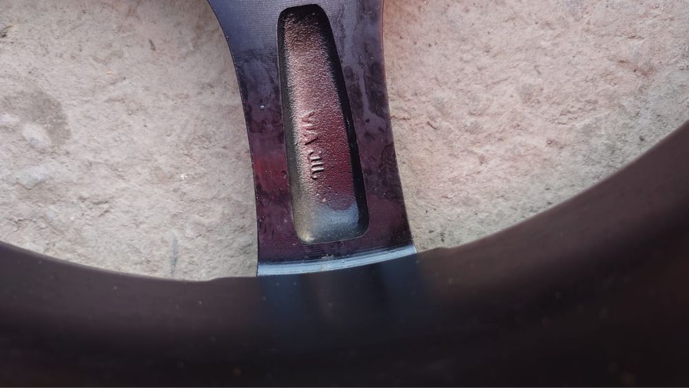 Продам литые диски