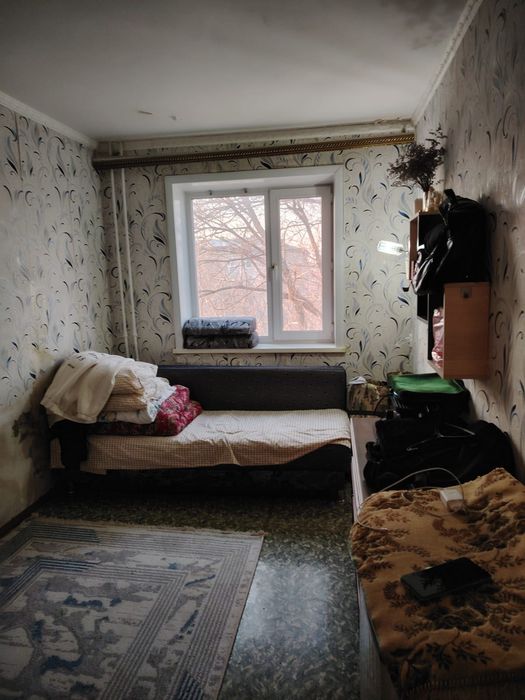 Продам 2 - комнатную квартиру