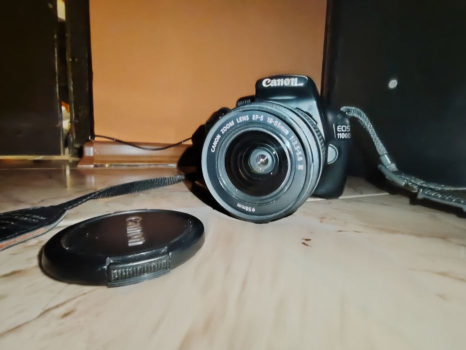 Фотоапарат Canon