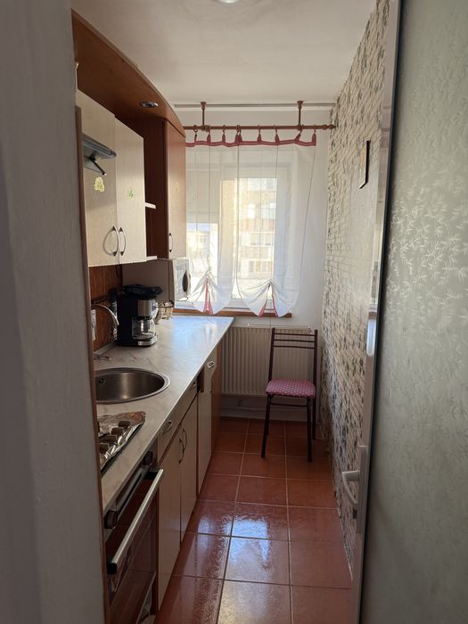 Ofer spre inchiriere ap. 2 camere semidecomandat