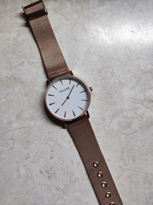 Часовник Cluse златист