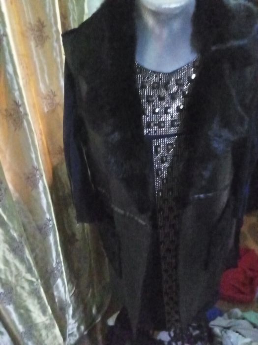 Безрукавка,жилетки женские 46 размер