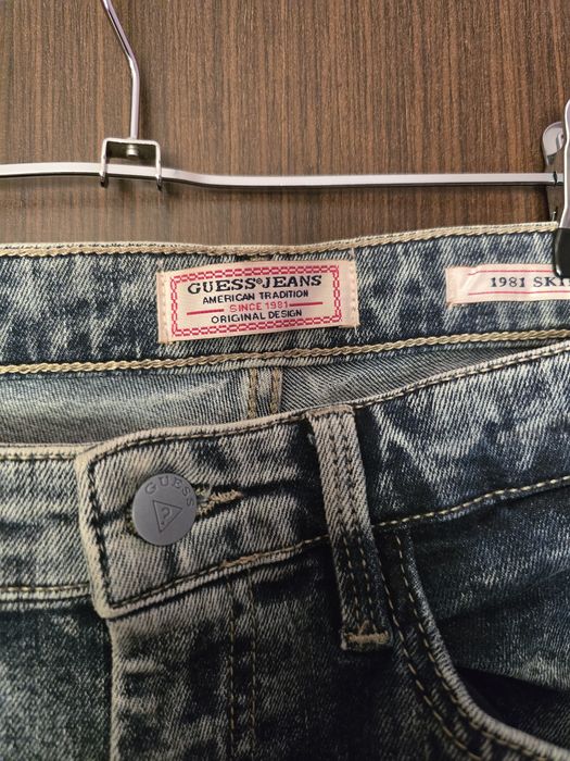 Оригинални дамски дънки guess