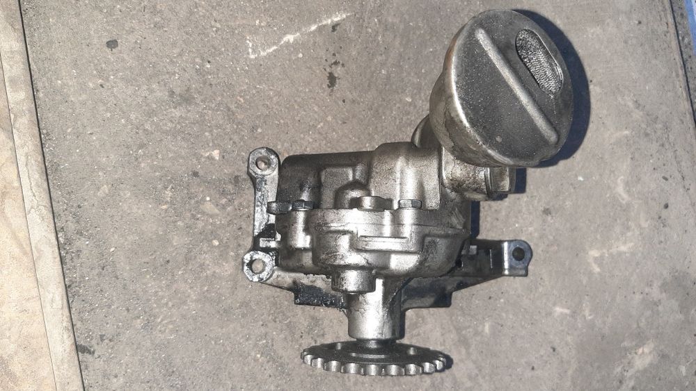 Продам 601 двигатель по запчастям