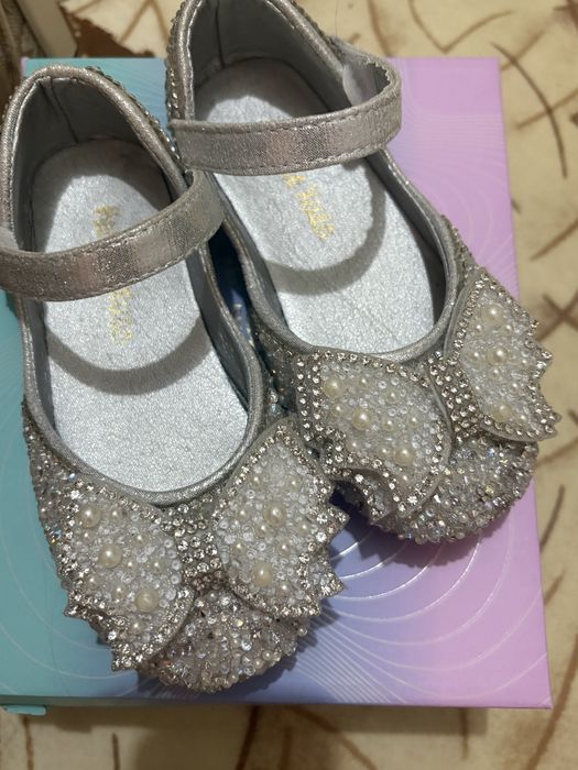 Туфли для девочки