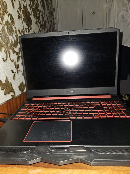 Acer Nitro AN515-54 ноутбук