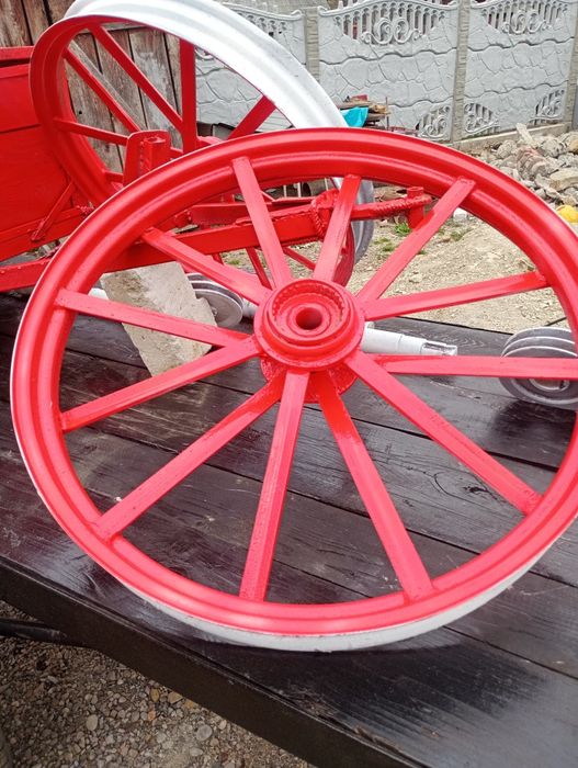 Vând tot ce se vede în poză!