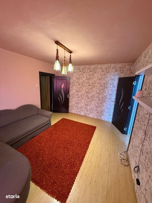 Apartament cu centrala, bucatarie mare, Mioritei