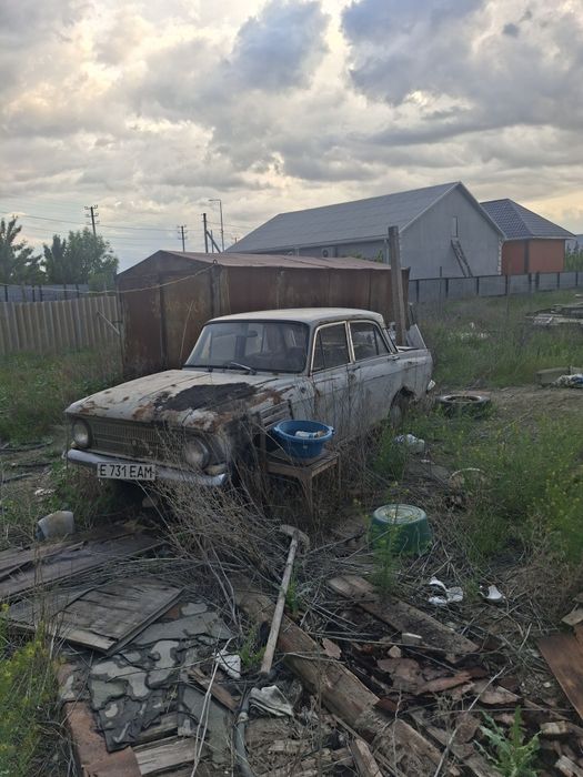 Машина Москвич 200мын