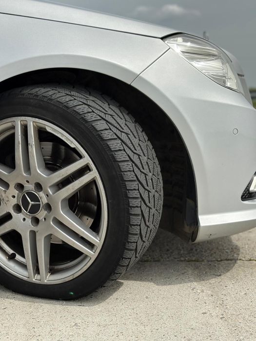 MERCEDES-BENZ E-Class 2010 — imagine 4