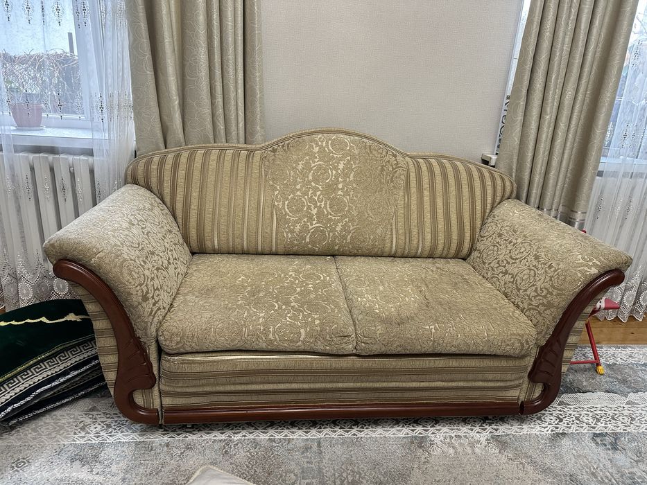 Продам 2 (два) дивана