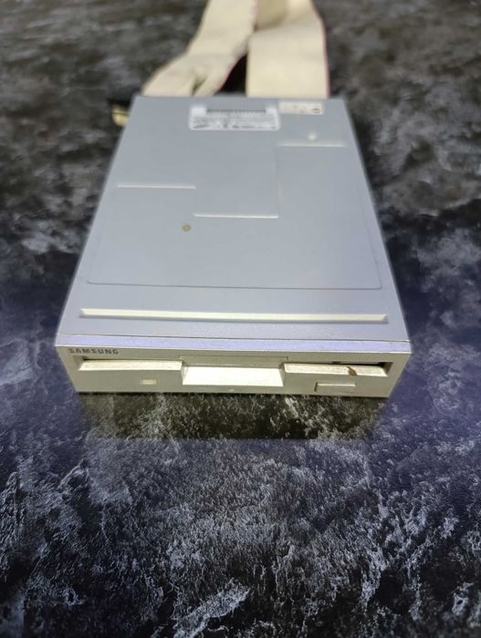 Дисковод Floppy Samsung SFD-321B и DVD привод Sony AD-5200A