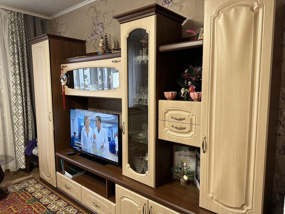 Сервант для гостиной