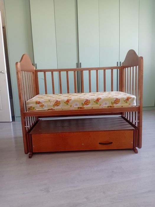 Продам детский манеж за 15 000тг