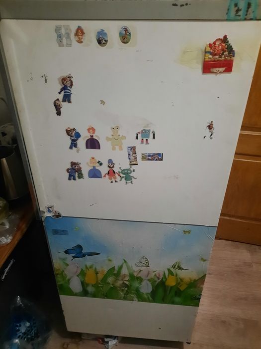Холодильник средний