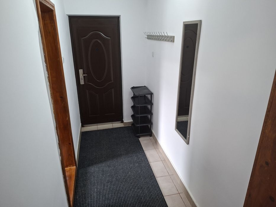 Vand apartament 2 camere