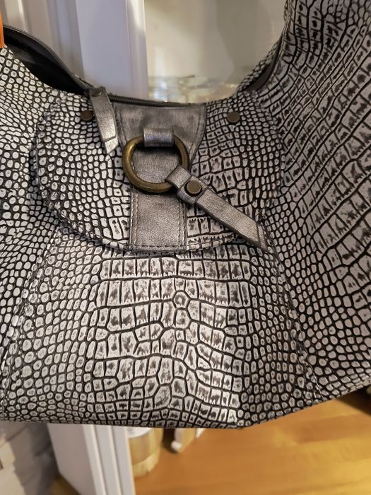 Geanta Milli noua cu eticheta