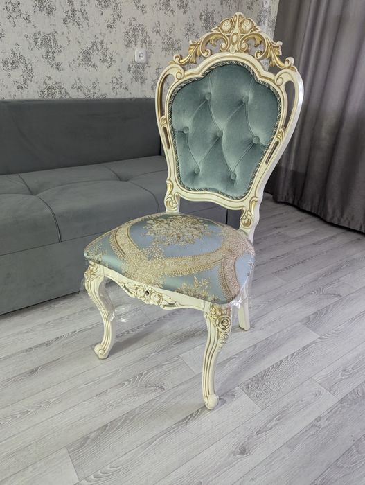 Стул  дял гостиной кухни или комнаты