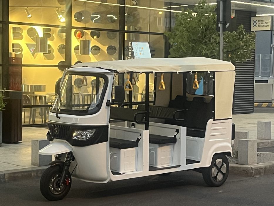 Tuk tuk electric