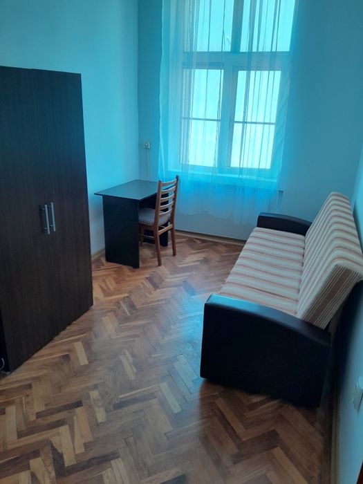 Închiriez garsoniera ultra central