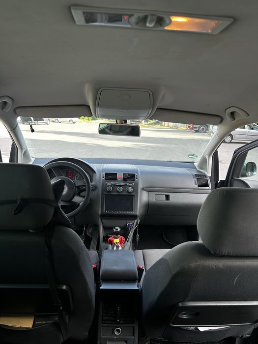 VOLKSWAGEN Touran 2006 — imagine 5