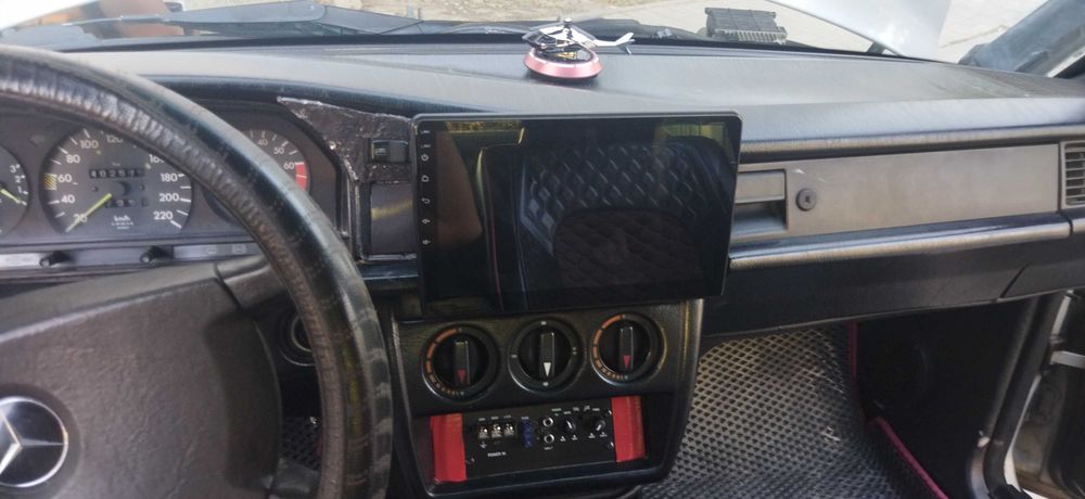 Мерседес 190 обиом 2куб