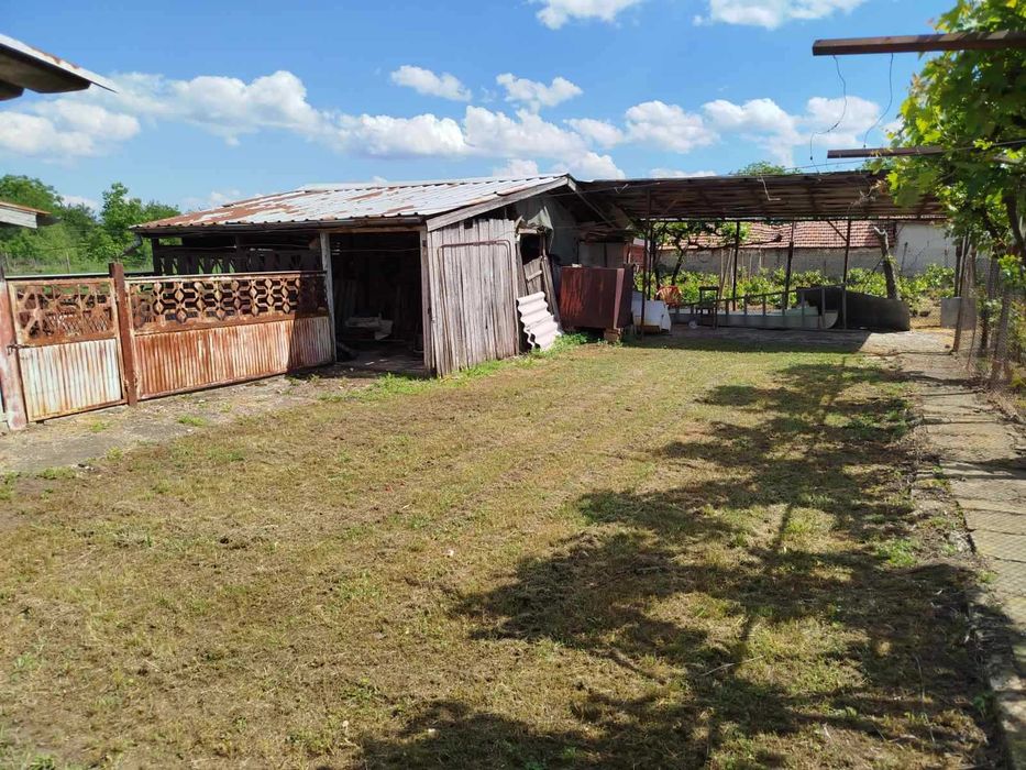 Продава се Къща в с. Обнова, Област Плевен - 200 кв.м за 210 €/кв.м - Снимка #6