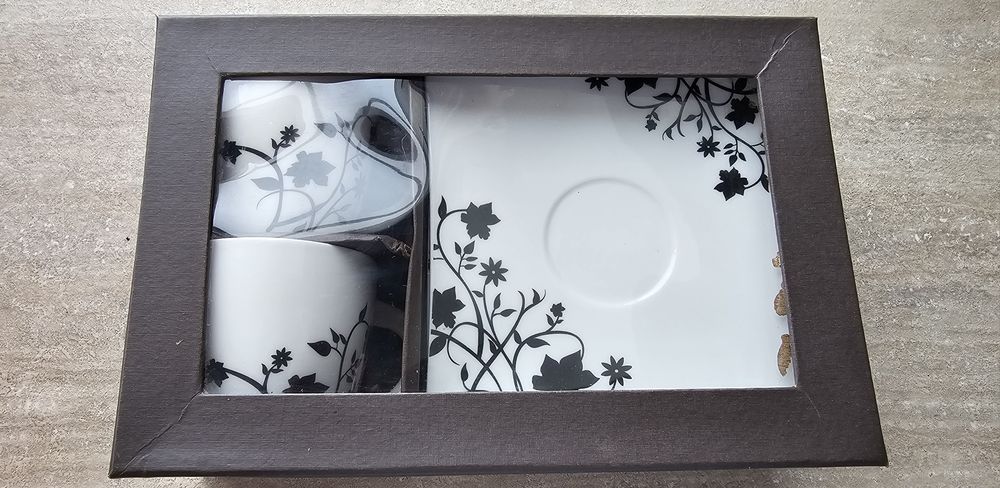 Порцеланови чаши / Стъклени купи