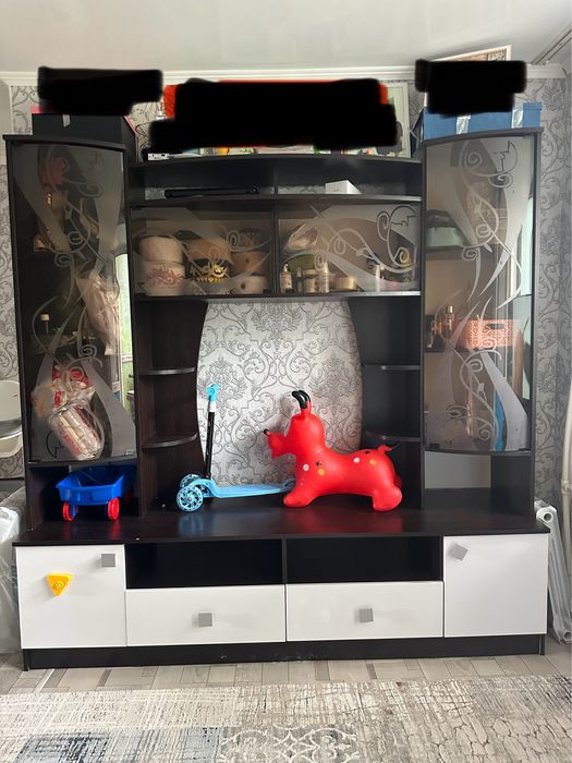 гостиный шкаф-стенка