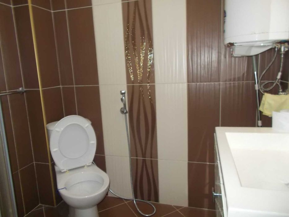 Продава се Къща в с. Дуранкулак, Област Добрич - 250 кв.м за 735 €/кв.м - Снимка #3