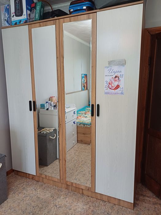 Спальный гарнитур