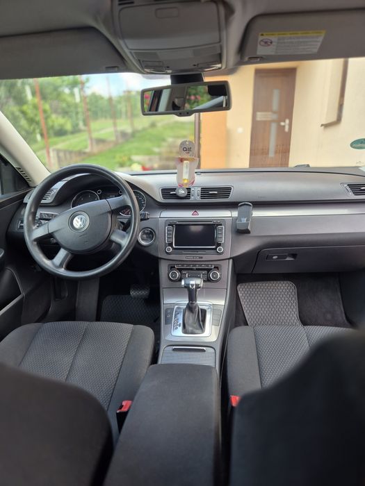 Volkswagen Passat B6 Variant 2.0 TDI 140 CP Automat, 2010