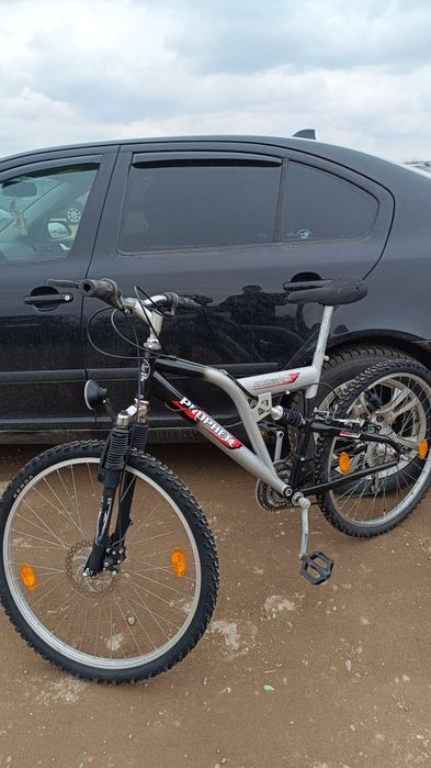 Vând bicicleta roti 26!!!