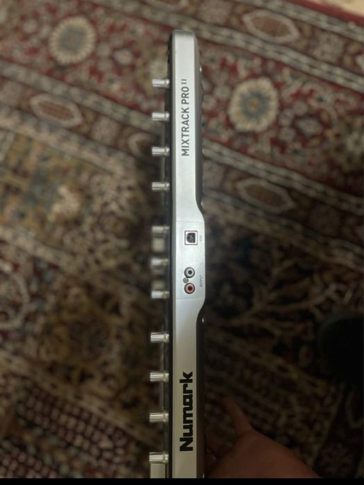 Vand placa de dj numark mix pro 2