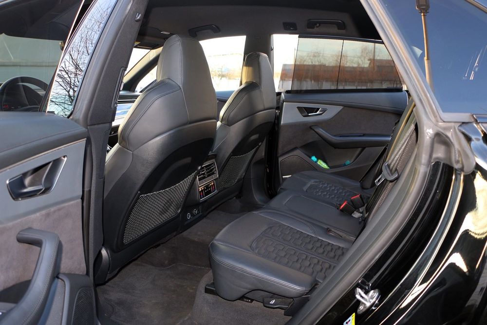 Audi RsQ8 Full Black Optics Bang Olufsen