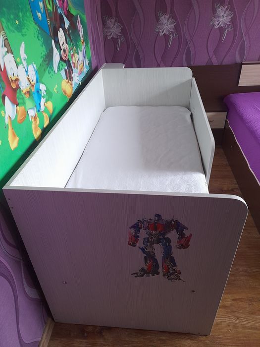 Детско юношеско легло.