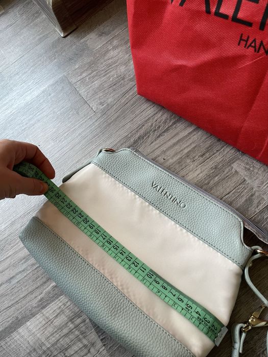 Geanta valentino noua medie