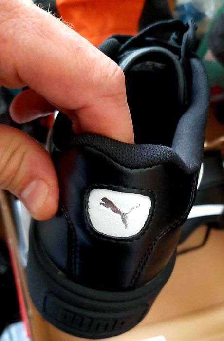 Adidași PUMA de damă marimea 40