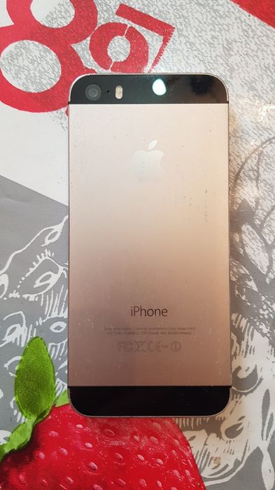 iPhone 5s продам