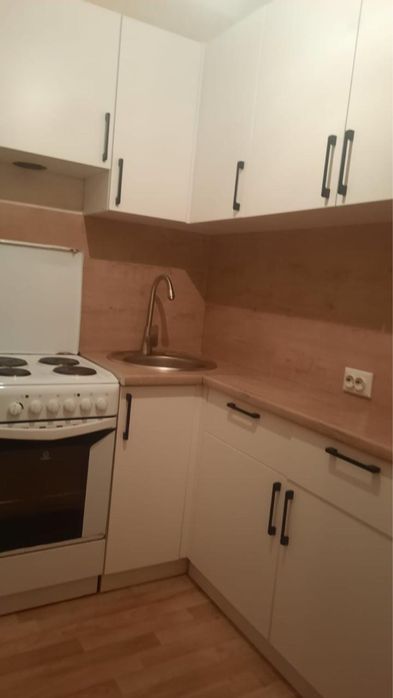 продаю двухкомнатную квартиру