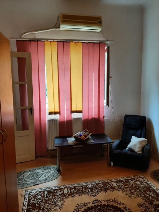 Garsoniera Vasile Lascăr  colt str. Icoanei
