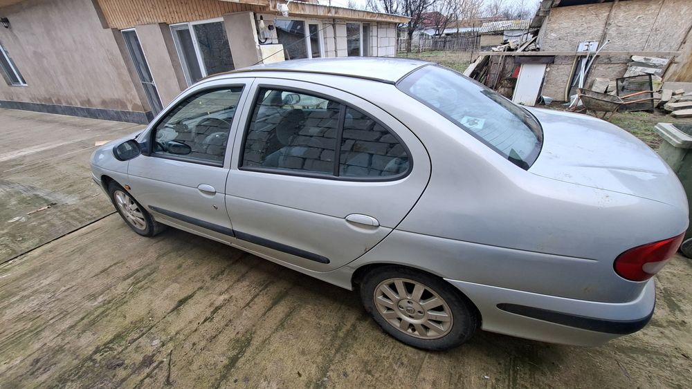 Vând:Renou Megane 1