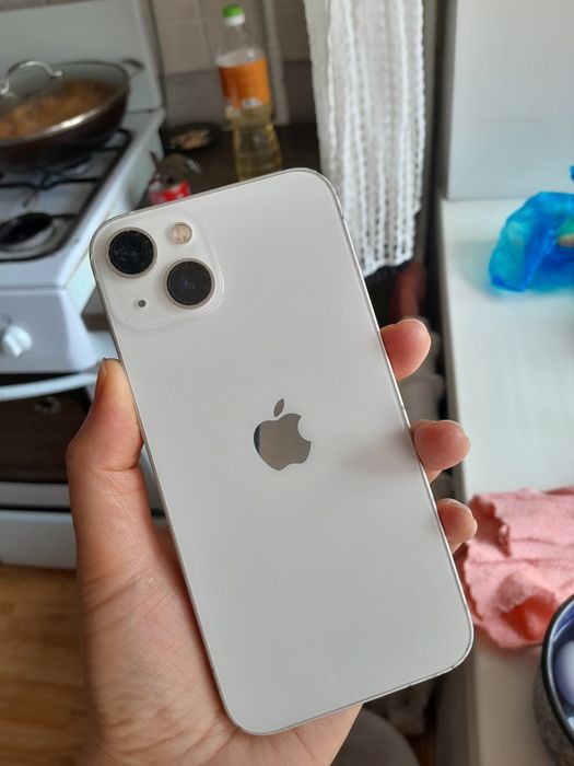 Айфон 13 128 гб идеал