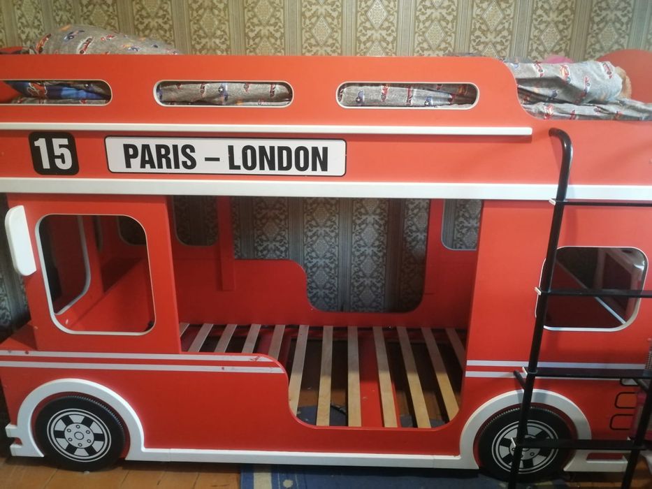 Продам двухярустную кровать