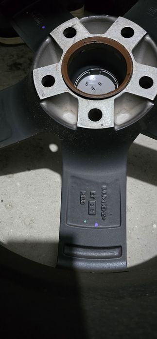 Vand Jante Rondel +cauciucuri Delinte