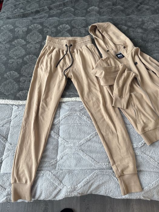 Дамски спортен екип Горила