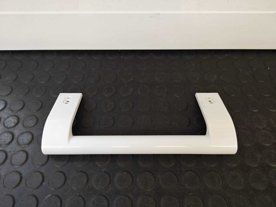 Maner frigider , combina frigorifica Beko Arctic , alb 21.5 cm intre gauri /C158