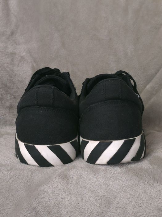 Оригинални Off-White Low Vulcanized Nero Canvas Обувки